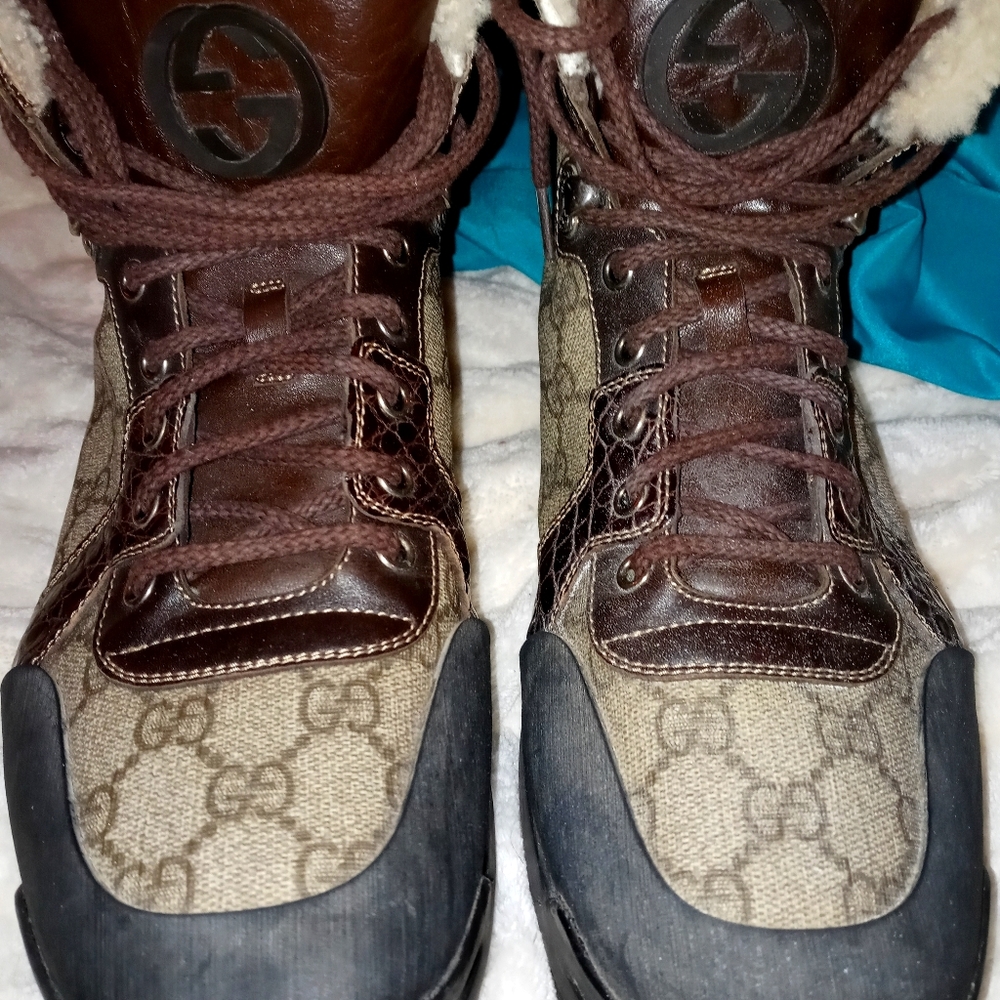 ***SOLD***Authentic GUCCI boots